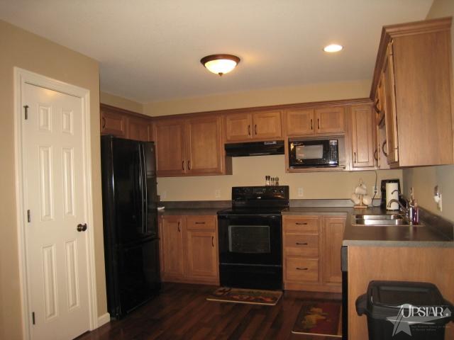 14314 Miracle Ct, Grabill, IN 46741 photo 4