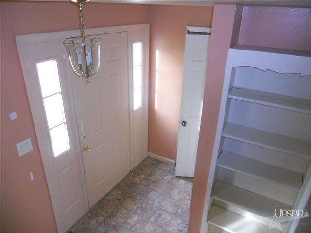 3720 Bramblecrest Dr, Fort Wayne, IN 46815 photo 2