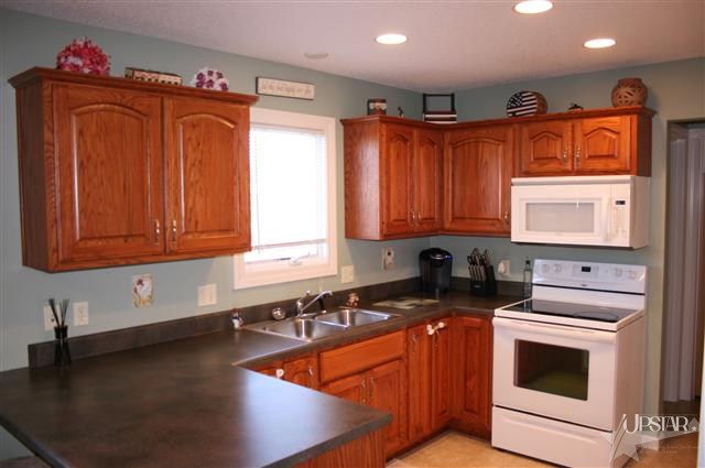 7934 Welland Ct, Fort Wayne, IN 46835 photo 4
