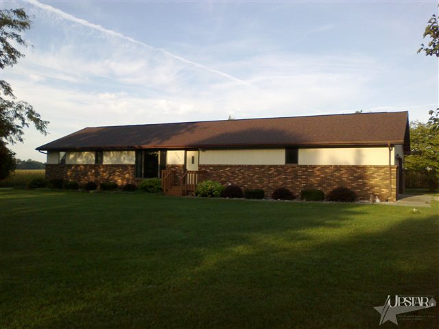 6099 N 550 E, Churubusco, IN 46723 photo 1