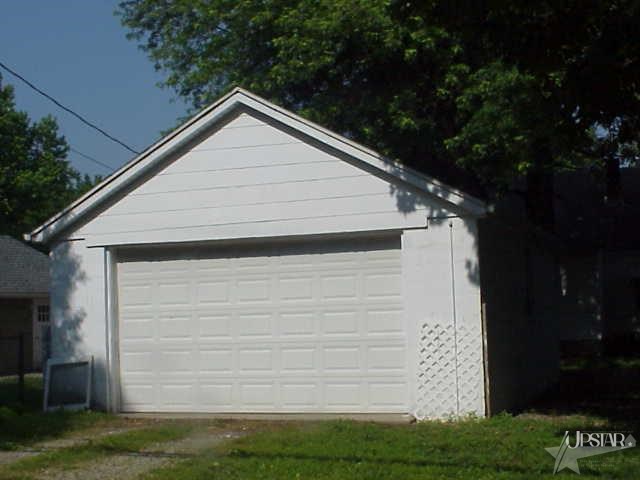 1321 Ogan Ave, Huntington, IN 46750 photo 3