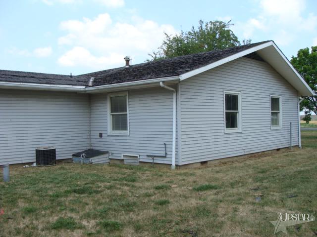 120 E 100 S, Bluffton, IN 46714 photo 4