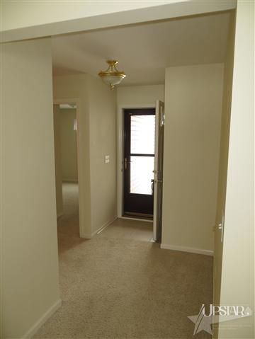 6831 Creekwood Trl, Fort Wayne, IN 46835 photo 8