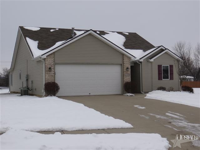 6831 Creekwood Trl, Fort Wayne, IN 46835 photo 1