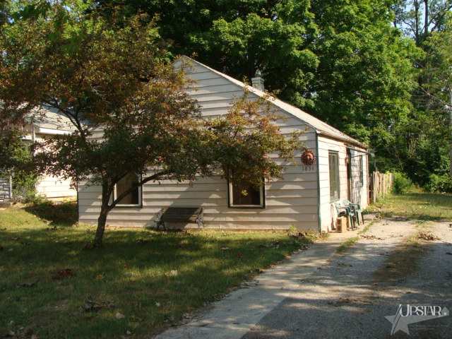 1834 Kinsmoor Ave, Fort Wayne, IN 46807 photo 1