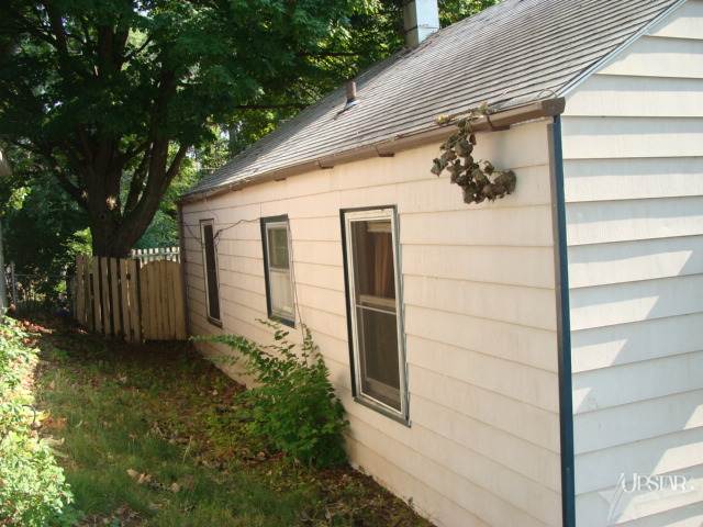1834 Kinsmoor Ave, Fort Wayne, IN 46807 photo 4