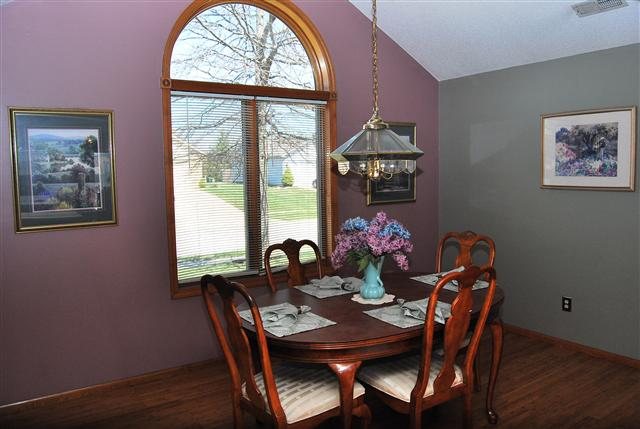 723 Currie Hill St, Fort Wayne, IN 46804 photo 4