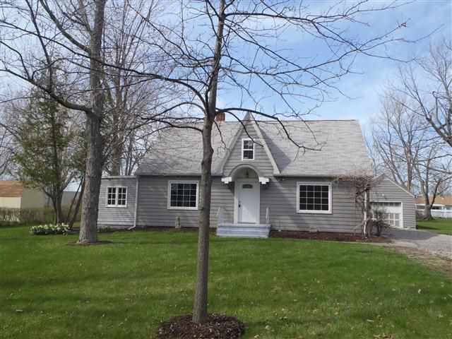 531 Elnora Dr, Fort Wayne, IN 46825 photo 1
