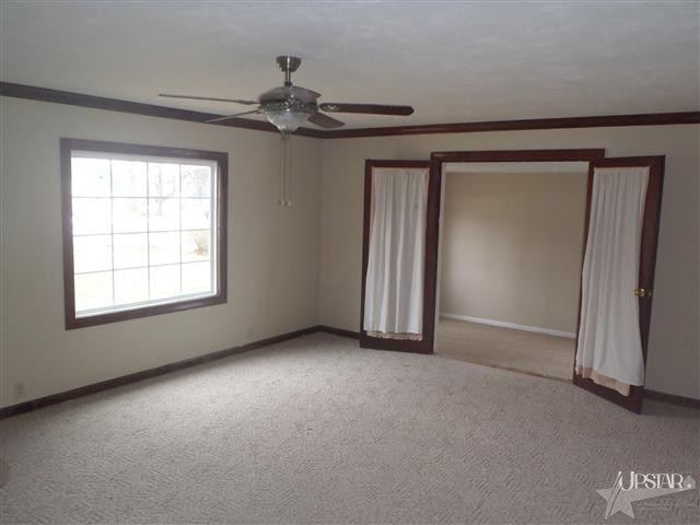 531 Elnora Dr, Fort Wayne, IN 46825 photo 7