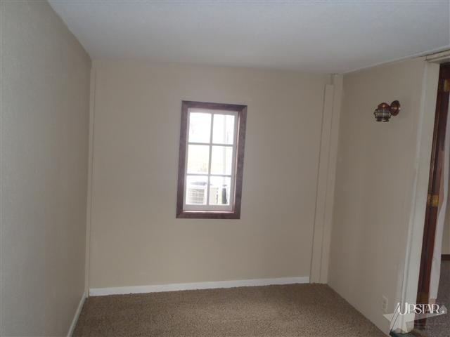 531 Elnora Dr, Fort Wayne, IN 46825 photo 8