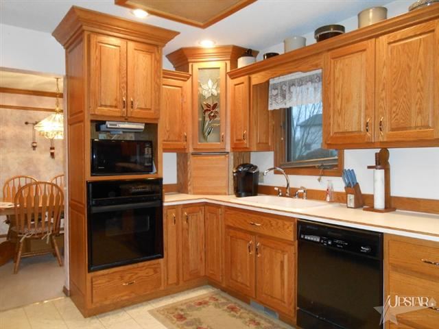 12111 Orchard Pl, Fort Wayne, IN 46845 photo 11