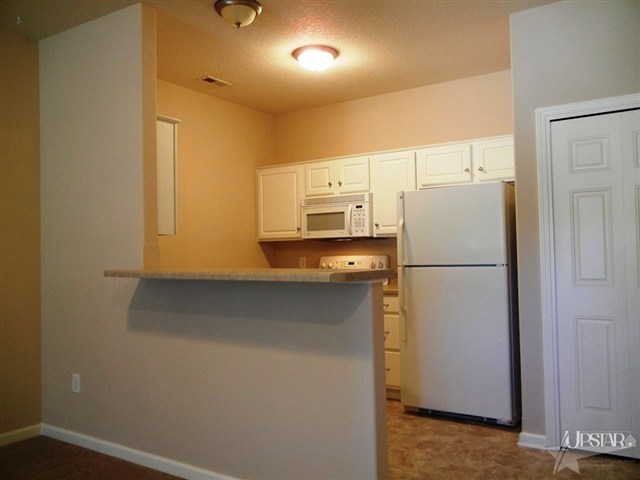 415 Union Station Dr, Fort Wayne, IN 46814 photo 2