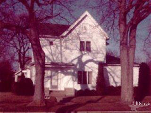 103 E 4th St, Warren, IN 46792 photo 1