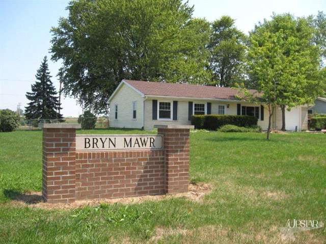 5201 Renfrew Dr, Fort Wayne, IN 46835 photo 2