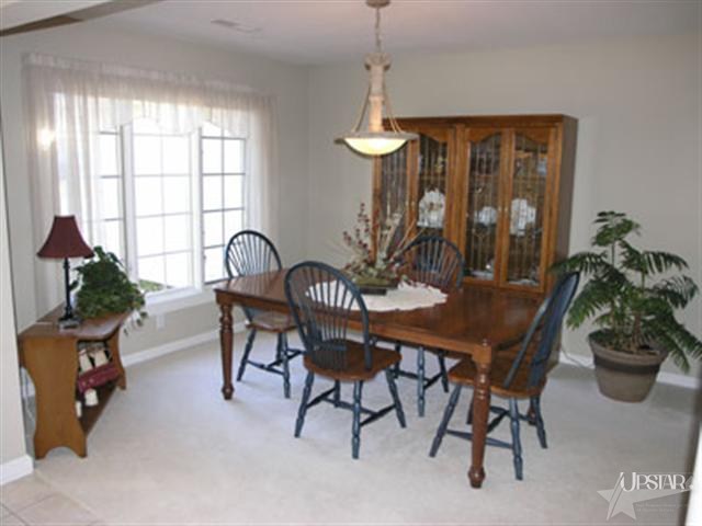 16527 Claystone Ct, Fort Wayne, IN 46845 photo 3