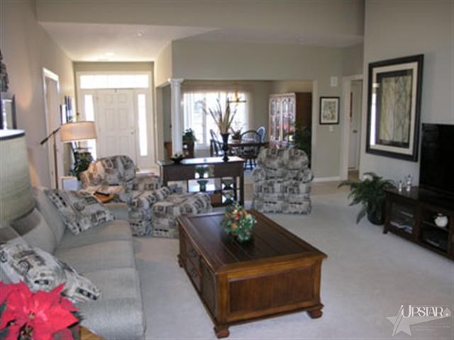 16527 Claystone Ct, Fort Wayne, IN 46845 photo 8