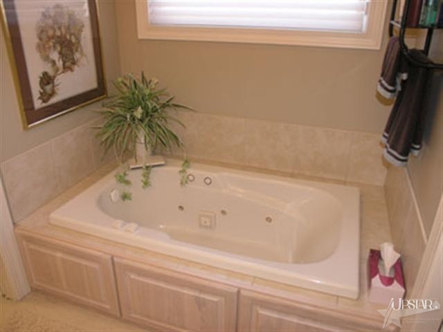 16527 Claystone Ct, Fort Wayne, IN 46845 photo 24