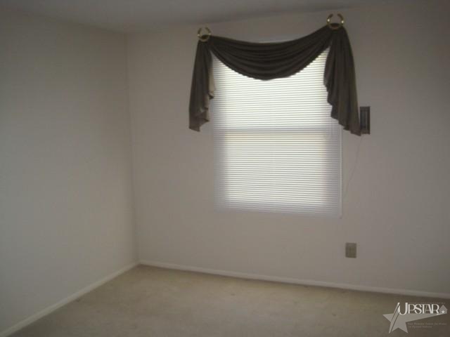 1547 Darby Ln, New Haven, IN 46774 photo 8