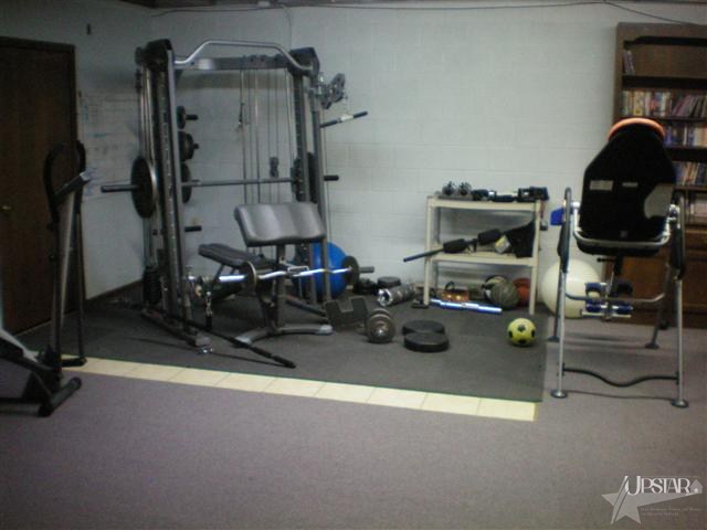 17233 Lochner Rd, Spencerville, IN 46788 photo 12