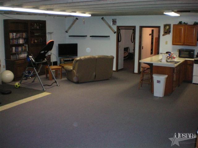 17233 Lochner Rd, Spencerville, IN 46788 photo 11