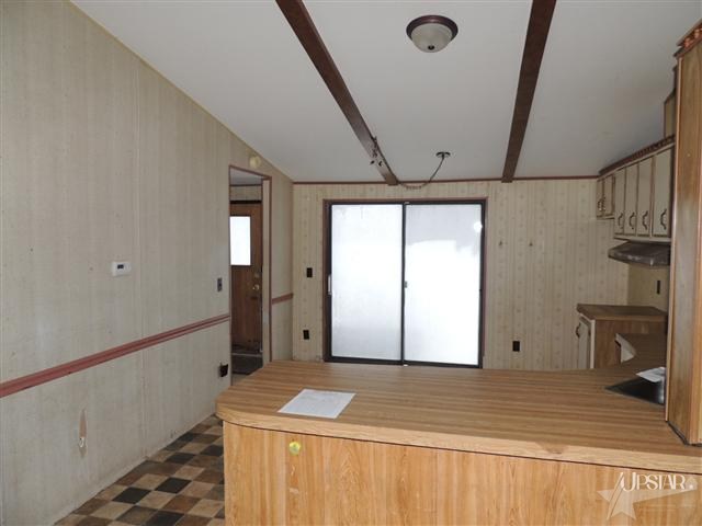 206 Bowery St, Ligonier, IN 46767 photo 7