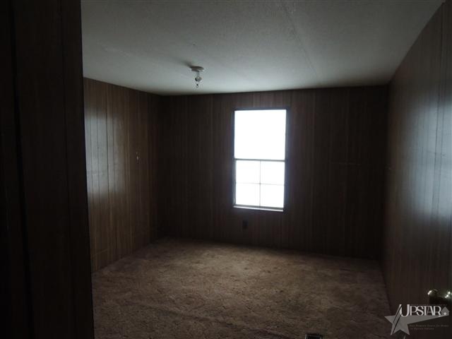 206 Bowery St, Ligonier, IN 46767 photo 10