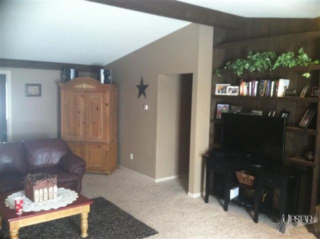 10608 Longwood Dr, Fort Wayne, IN 46845 photo 5
