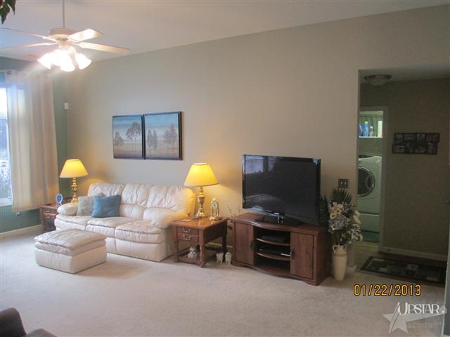 9019 Strathmore Ln, Fort Wayne, IN 46818 photo 5