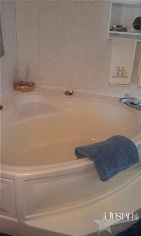 7302 Yellow River Rd, Fort Wayne, IN 46818 photo 13
