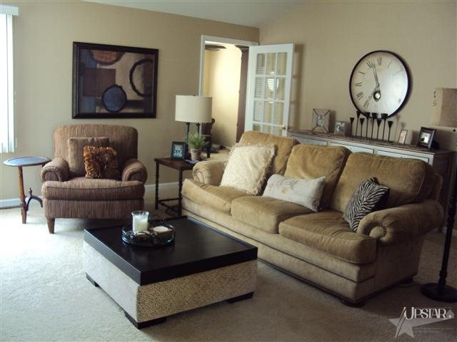 1021 Woodridge Dr, Decatur, IN 46733 photo 11