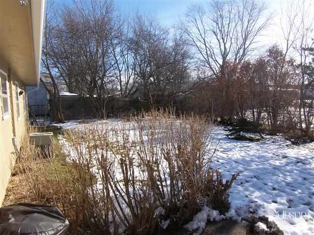 1818 Gladstone Dr, Fort Wayne, IN 46816 photo 17