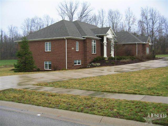 7815 Griffey Dr, Fort Wayne, IN 46804 photo 2