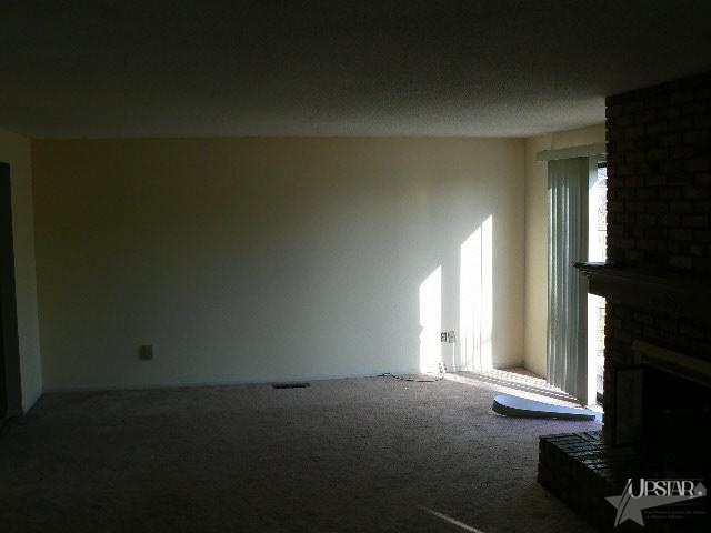 7718 Westford Ct, Fort Wayne, IN 46835 photo 2