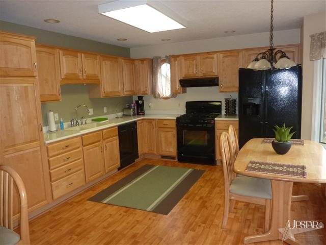 9930 Blue Mound Dr, Fort Wayne, IN 46804 photo 2