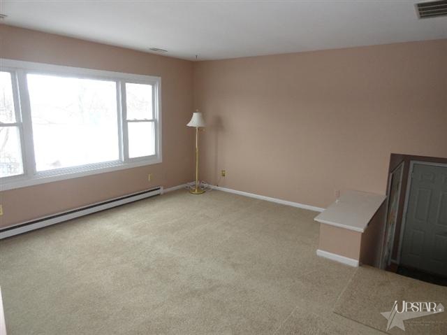 2762 W Rockhill Ln, Zanesville, IN 46799 photo 5