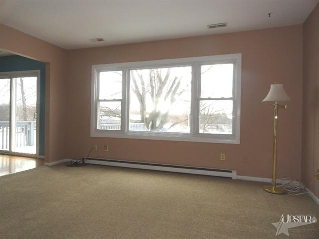 2762 W Rockhill Ln, Zanesville, IN 46799 photo 2