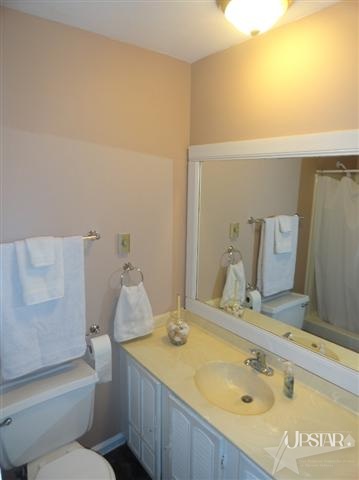 2762 W Rockhill Ln, Zanesville, IN 46799 photo 6