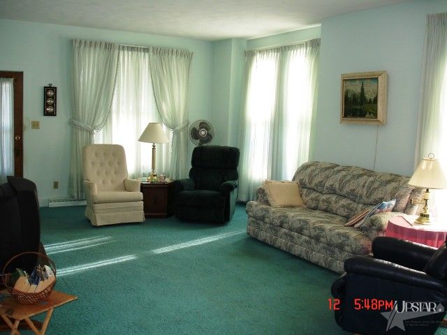 117 E 4th St, Warren, IN 46792 photo 7