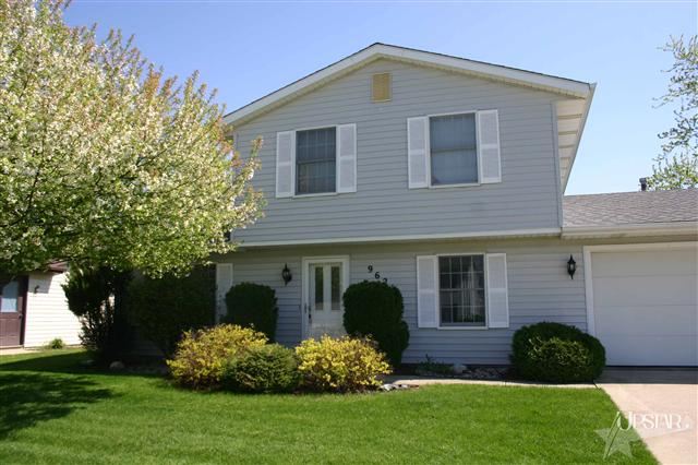 9621 Sea Pines Way, Fort Wayne, IN 46819 photo 2