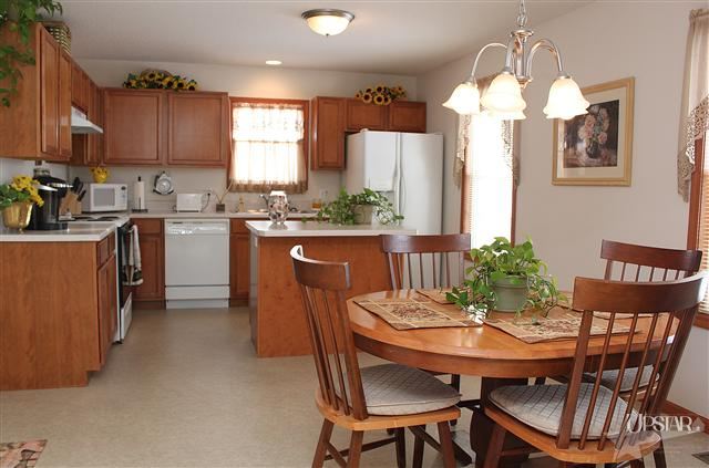 7010 King Lear Blvd, Fort Wayne, IN 46818 photo 2