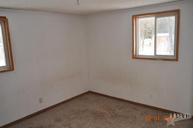 903 N Detroit St, Lagrange, IN 46761 photo 13