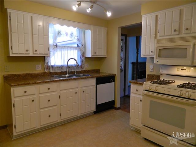7229 Basel Dr, Fort Wayne, IN 46835 photo 6