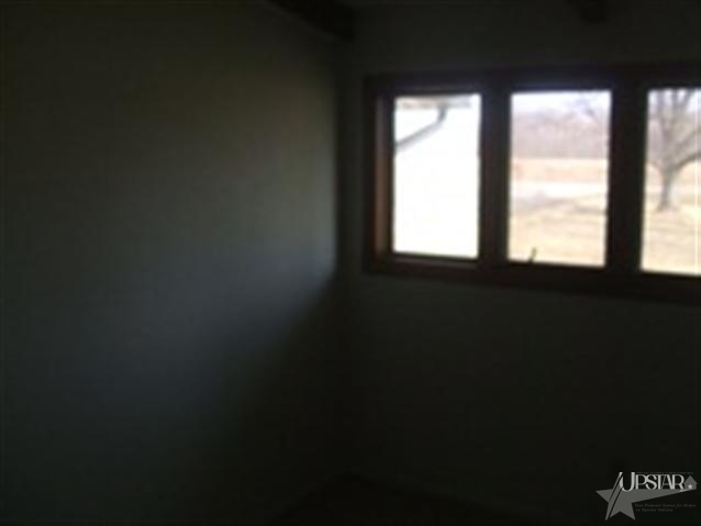 4534 Hursh Rd, Fort Wayne, IN 46845 photo 6