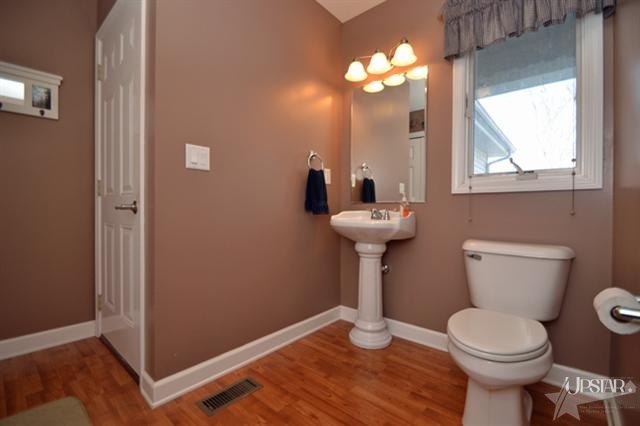 12912 Schooner Dr, Fort Wayne, IN 46845 photo 9