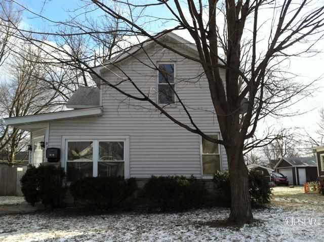 910 W Washington St, Bluffton, IN 46714 photo 2