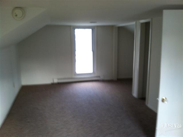 910 W Washington St, Bluffton, IN 46714 photo 4