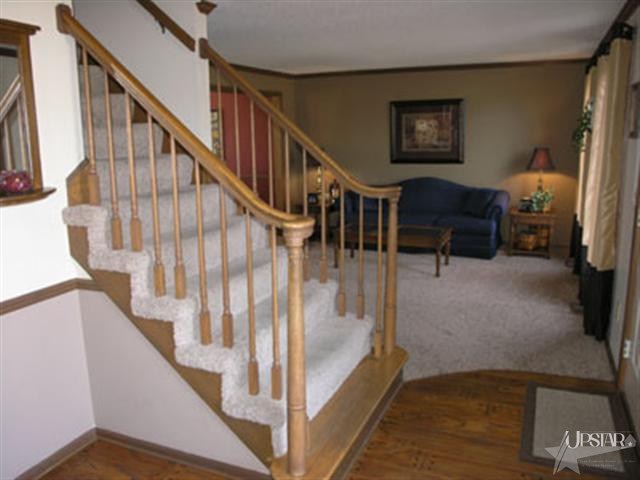 6302 Hillsboro Ln, Fort Wayne, IN 46835 photo 2