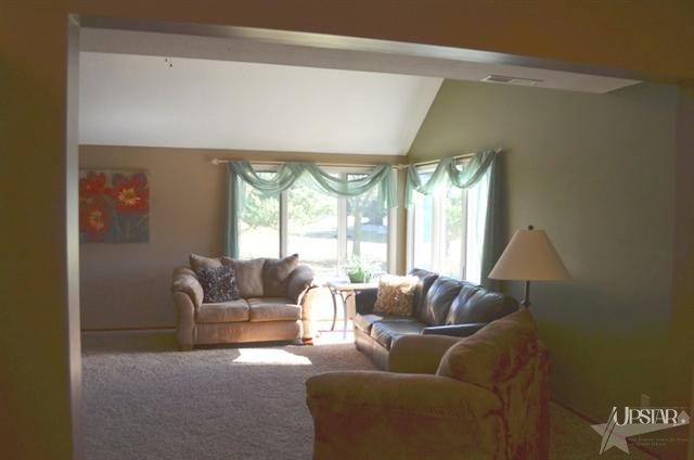 2261 N Shady Ln, Bluffton, IN 46714 photo 4