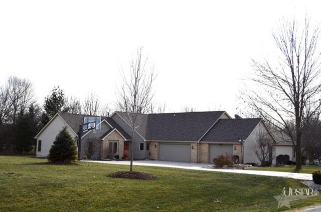 2261 N Shady Ln, Bluffton, IN 46714 photo 1