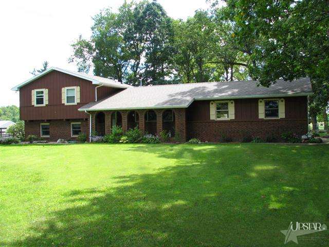 6911 Hathaway Rd, Fort Wayne, IN 46818 photo 1